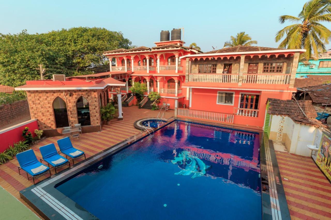 Larios Beach Holidays Resort Baga Exterior photo