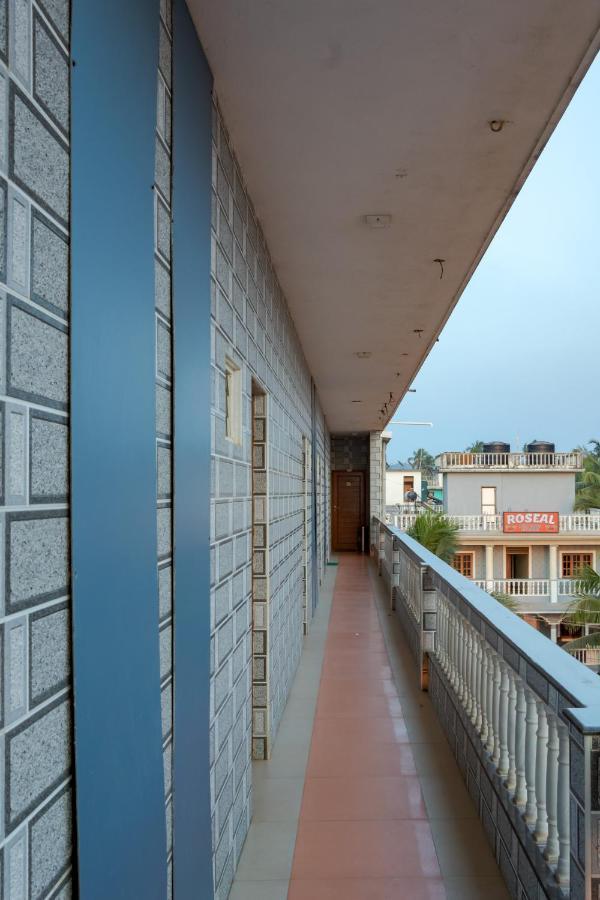 Larios Beach Holidays Resort Baga Exterior photo