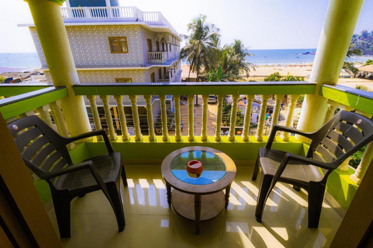 Larios Beach Holidays Resort Baga Exterior photo