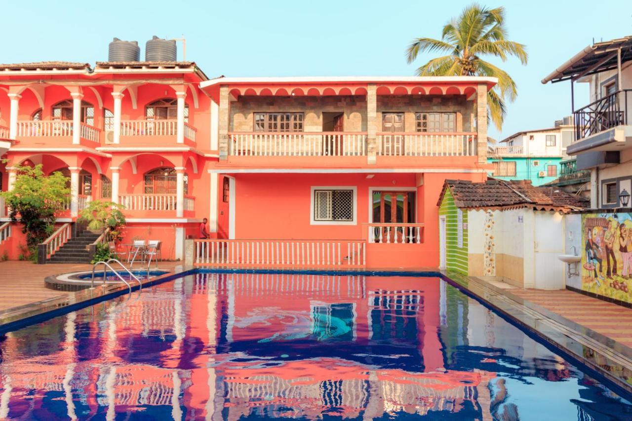 Larios Beach Holidays Resort Baga Exterior photo