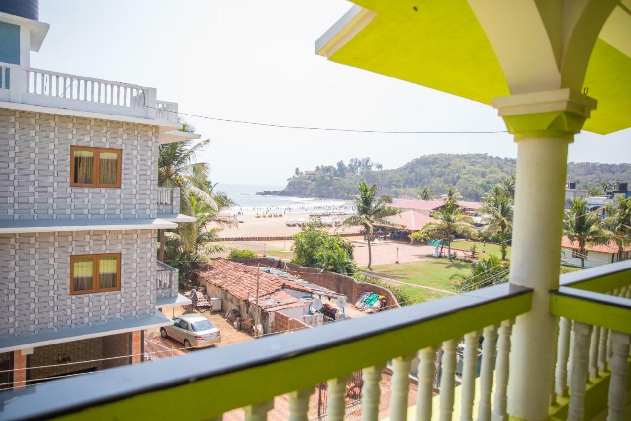Larios Beach Holidays Resort Baga Exterior photo
